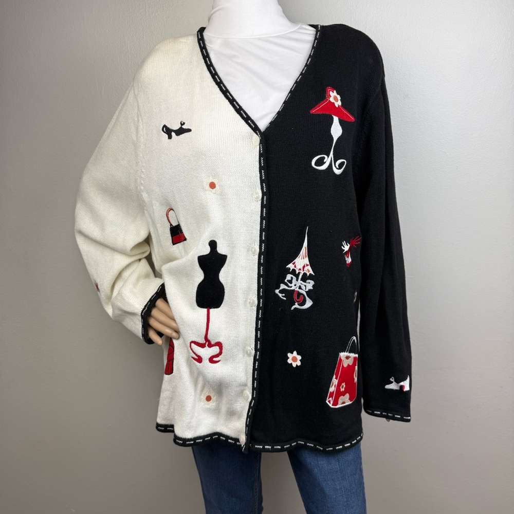 Vtg CJ Banks 3X Black White Split Cardigan Novelty Embroidered‎ Fashion Motifs